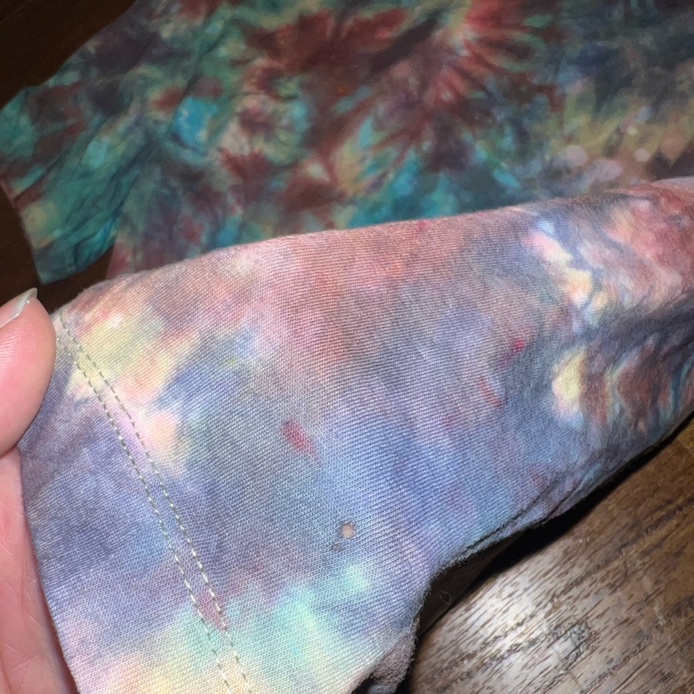 Nike Active Blue Red Multicolor Tie Dye Classic Cotton Short Sleeve Shirt Size M - Picture 8 of 11